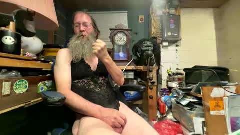 Snapshot of safety_fist chatting on 02.02.25 safety_fist online show from 02.02.25