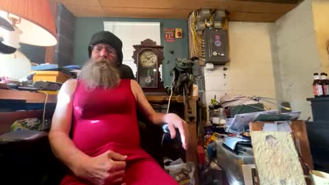 Snapshot of safety_fist chatting on 02.22.25 safety_fist online show from 02.22.25