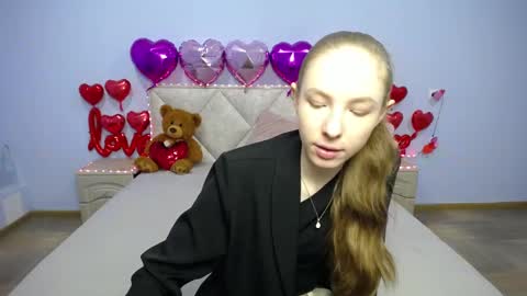 Snapshot of safirafuracao chatting on 03.06.25 Safira Furacao online show from 03.06.25