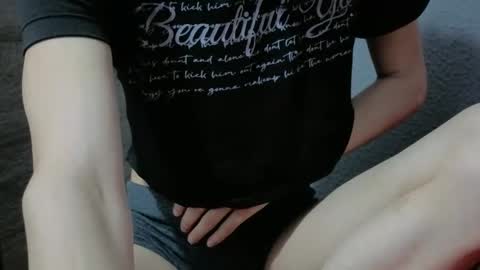 Snapshot of safiro_queen chatting on 04.27.26 Safiro Queen online show from 04.27.26