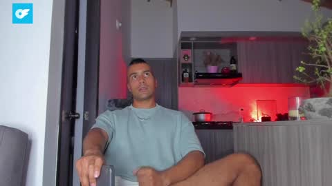 Snapshot of sag_1998 chatting on 01.18.25 Sag online show from 01.18.25