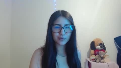 Sahaliefox  online show from 10.02.25