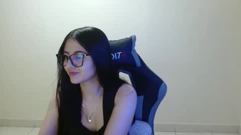 Sahaliefox  online show from 01.13.26