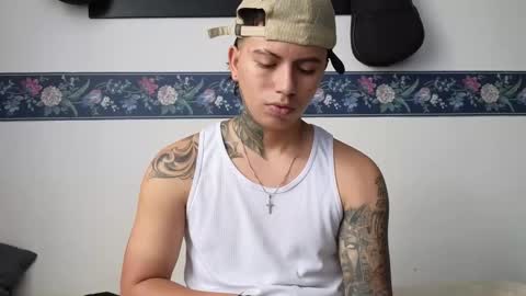 Sahara y Thiago online show from 02.12.26