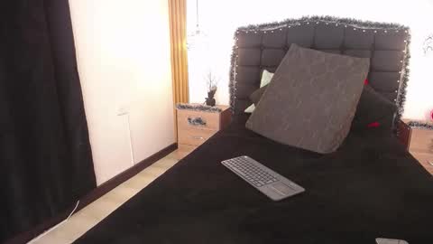 sara online show from 12.22.25