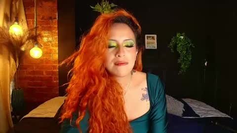 Snapshot of sahra_tayl0r_ chatting on 05.26.26 SARA online show from 05.26.26