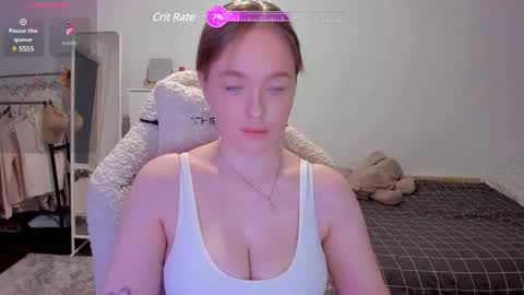 Snapshot of saiiilormoon chatting on 12.20.24 You can call me Lo if someone writes to me in the pm without paying an instant BAN online show from 12.20.24