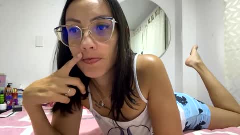 Snapshot of sailor_girl chatting on 06.01.26 letty lasso online show from 06.01.26