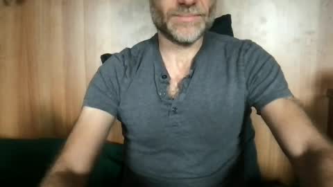Snapshot of saint009 chatting on 06.12.26 saint009 online show from 06.12.26