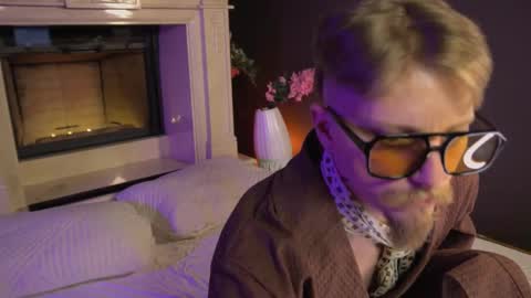 Snapshot of saint__vicious chatting on 03.04.25 saint__vicious online show from 03.04.25