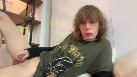 Snapshot of saintfawn chatting on 04.14.26 saintfawn online show from 04.14.26