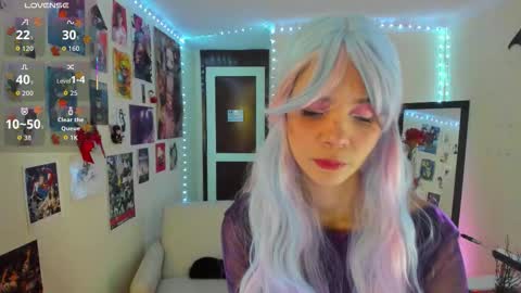 Snapshot of sakura_of chatting on 10.10.25 sakura_of online show from 10.10.25