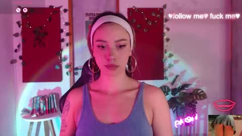 Sakura online show from 11.20.25