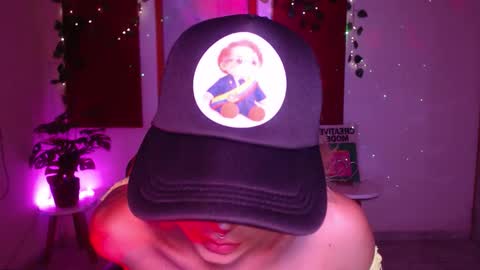 Snapshot of sakuraa_beauty chatting on 02.20.26 Sakura online show from 02.20.26