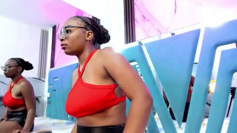 Snapshot of salem_rosee chatting on 02.18.26 salem_rosee online show from 02.18.26