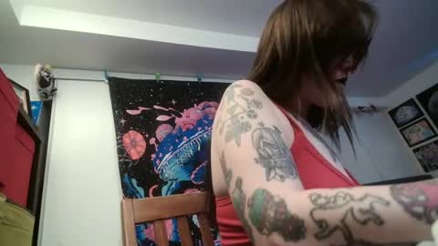 salemsslut online show from 02.20.25