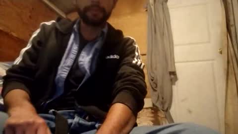 Snapshot of salido543 chatting on 12.17.25 Penoso online show from 12.17.25