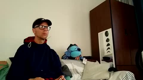 Snapshot of salis1981 chatting on 02.10.25 salis1981 online show from 02.10.25