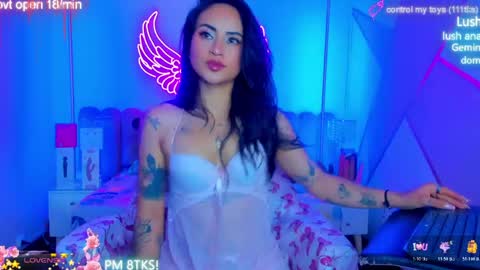 Snapshot of sallybrown_ chatting on 05.25.26 miss Sally online every night from 1am to 8am Colombia time online show from 05.25.26