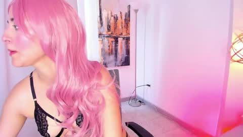 Snapshot of sallyrosee_ chatting on 05.05.26 Sally online show from 05.05.26