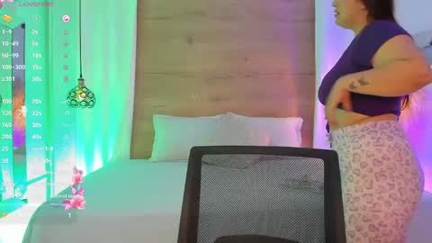 Snapshot of salmaacute chatting on 04.16.26 Salma online show from 04.16.26