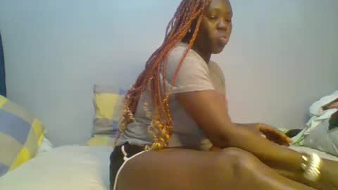 Snapshot of salmah2 chatting on 07.14.26 salmah2 online show from 07.14.26