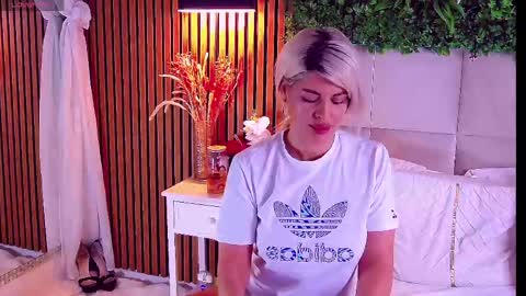 SalmaRoze online show from 05.24.26