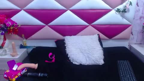 salmasanto online show from 01.20.25