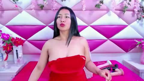 salmasanto online show from 11.08.25