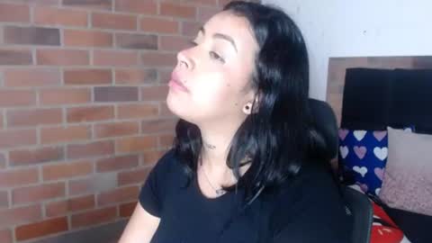 Snapshot of salome__hills chatting on 06.12.26 online show from 06.12.26