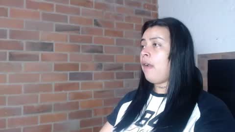 Snapshot of salome__hills chatting on 07.27.26 online show from 07.27.26