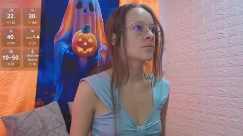 salome_cruxx online show from 10.13.25