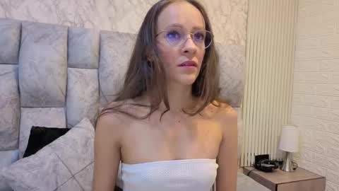 salome_cruxx online show from 12.13.25