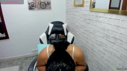 Snapshot of salome_rojas_ chatting on 04.22.26 Salome online show from 04.22.26