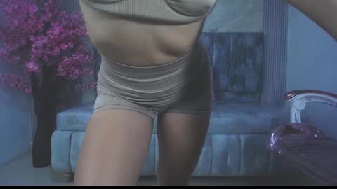 Salome  online show from 09.14.25