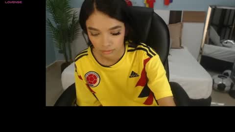 Snapshot of salome_veles chatting on 07.03.26 salome_veles online show from 07.03.26