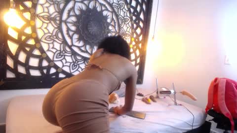 Snapshot of salome_willianss chatting on 02.17.26 salome online show from 02.17.26