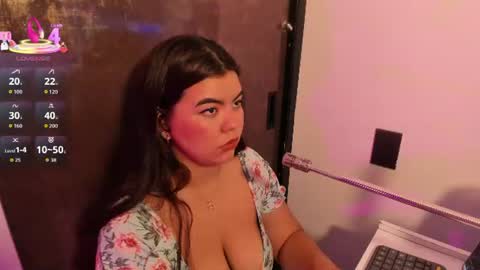 Snapshot of salomee_bigboobs chatting on 06.18.26 Salome online show from 06.18.26