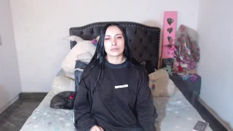 yenny online show from 02.04.26