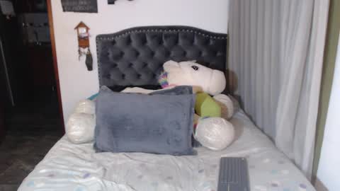 yenny online show from 04.03.26