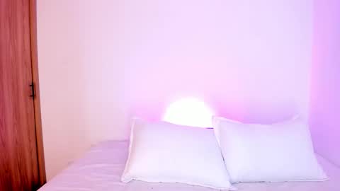 Snapshot of salomesimos1 chatting on 01.15.26 Salome online show from 01.15.26