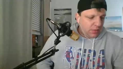 Snapshot of salsbud2022 chatting on 01.02.25 salsbud2022 online show from 01.02.25