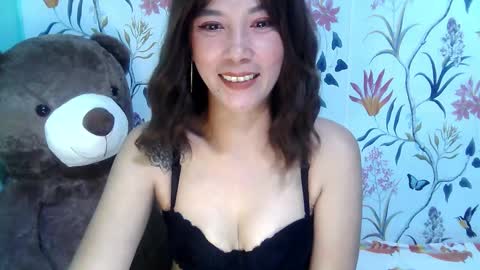 Snapshot of saltwatermuse chatting on 09.13.25 Ask me online show from 09.13.25