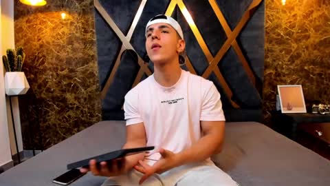 SALVATORE online show from 01.17.25