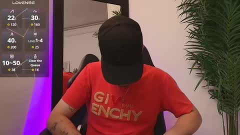 Salvatore  online show from 09.30.25