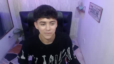 Snapshot of sam_daves chatting on 01.29.25 Sam online show from 01.29.25