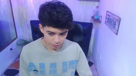 Snapshot of sam_daves chatting on 01.31.25 Sam online show from 01.31.25