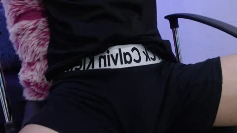 Snapshot of sam_daves chatting on 03.05.25 Sam online show from 03.05.25