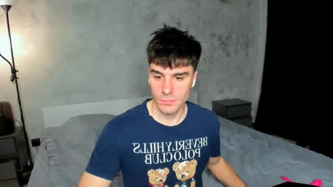 Snapshot of sam_huston18 chatting on 06.03.26 BACK IN 2 WEEKS online show from 06.03.26