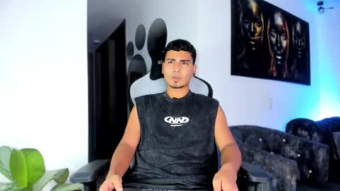 Snapshot of sam_knight_ chatting on 01.12.26 SAM online show from 01.12.26